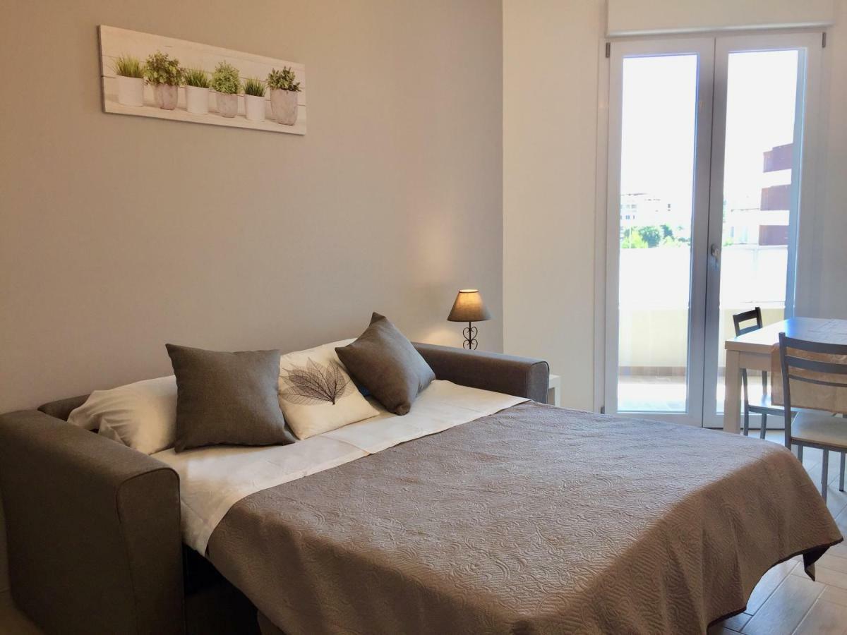 Le Domus Modern Apartments Cagliari Su Forti Экстерьер фото