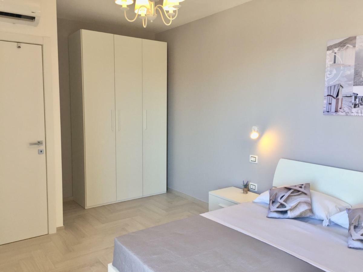 Le Domus Modern Apartments Cagliari Su Forti Экстерьер фото